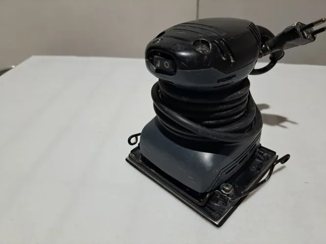 Lixadeira orbital makita 