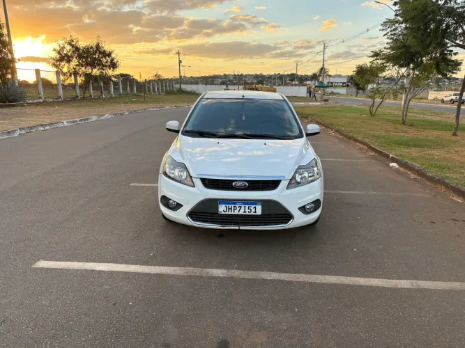Ford Focus Sedan 1.6/1.6 Flex 8v/16v 4P Mec. 2011