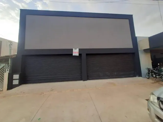 ALUGAUEL FACILITADO - GALPÃO NOVO COM 350 m² - AVENIDA DOS ALPES - VILA ALVORADA - GOIÂNIA