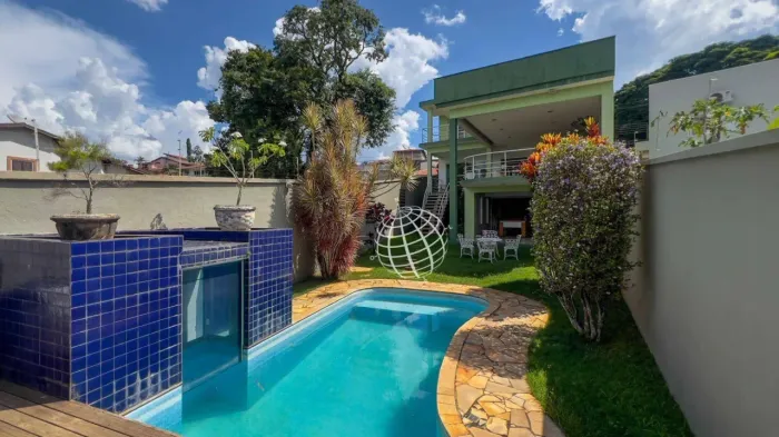 Casa com 5 dormitórios, 342 m² - venda por R$ 1.800.000,00 ou aluguel por R$ 9.315,00 - Ja