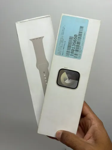 Apple Watch Série 11 45mm Starlight Pulseira M/L