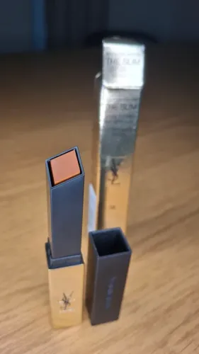 Batom yves saint laurent 
