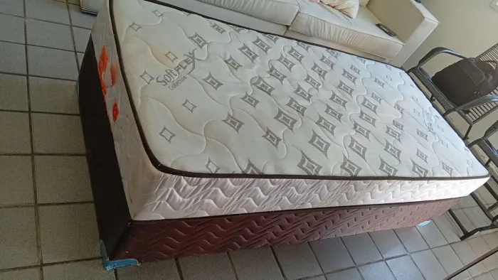 Cama de solteiro imperial box