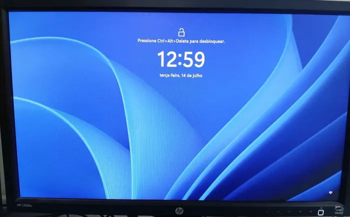 Monitor HP L200hx 