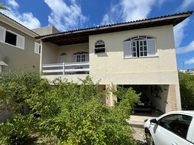 Casa à venda Vilas do Atlântico, 4 Quartos, 01 suíte, 310 m², 4 varandas, 03 vagas..