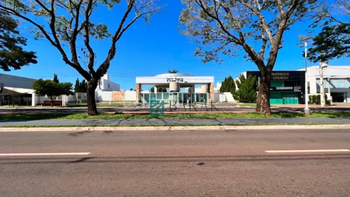Terreno Condomínio fechado à venda, 450 m² por R$ 1.650.000 - Zona 08 - Maringá/PR