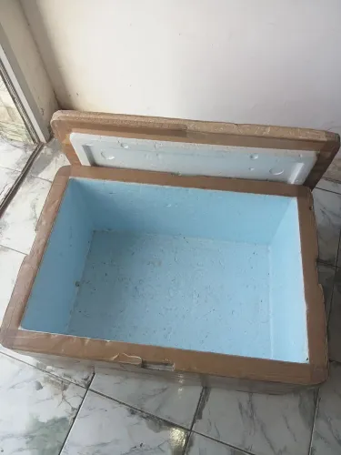 CAIXA DE ISOPOR 100 LITROS.