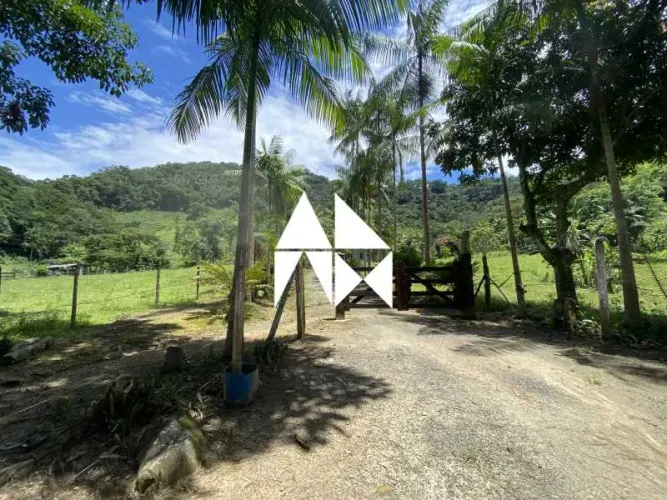 Sítio : / Rural / Centro