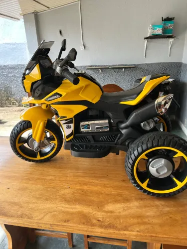 Moto elétrica infantil adventure 