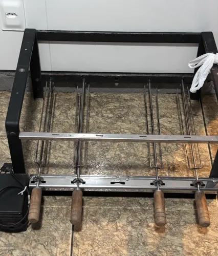 Gira Grill 5 espetos Marca Giragrill