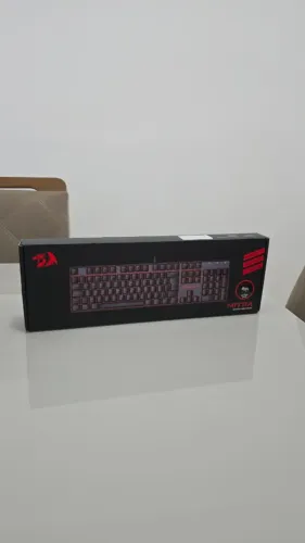 Teclado Mecânico RedDragon MITRA SWITCH Brown , QWERTY, Preto, Luz Vermelha - Novo, Lacrad