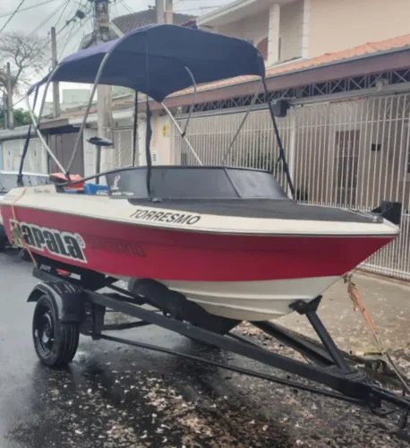 LANCHA 03 PASSAGEIROS ( URGENTE )