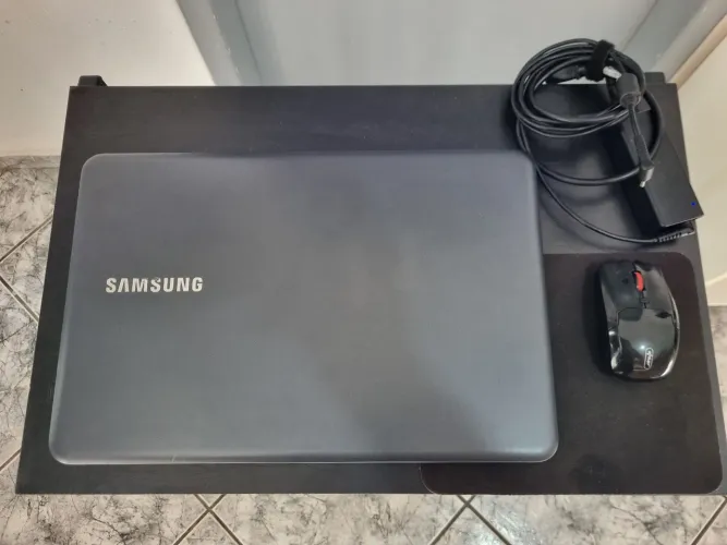 Notebook Samsung (Essentials) 500GB Tela 15,6" Memória 4GB