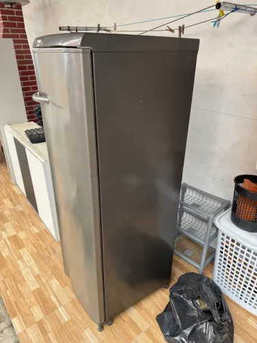 Geladeira ELETROLUX 1 Porta!! FUNCIONANDO PERFEITAMENTE!!