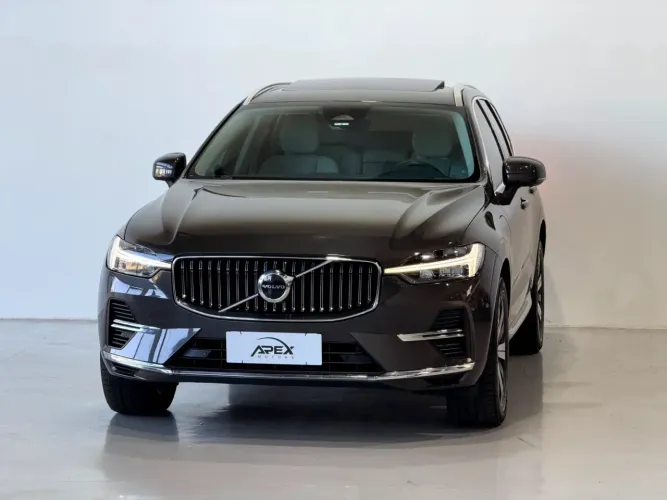 Volvo XC-60 T-8 Plus 2.0 AWD (híbrido) 2023