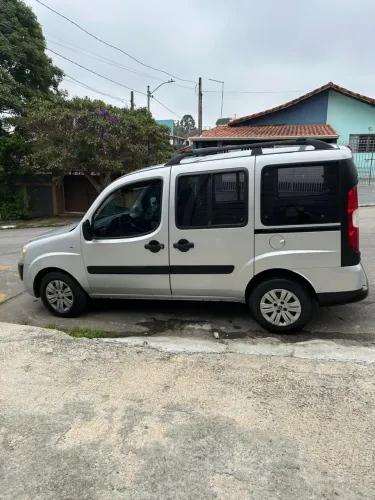 Fiat Doblo Essence 1.8 Flex 16V 5P 2014
