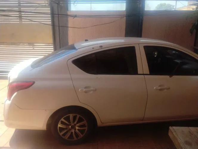 Nissan Versa 1.0 12V Flexstart 4P Mec. 2016
