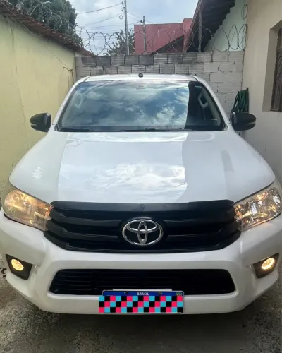 Toyota Hilux CD 4X4 2.8 Diesel Mec. 2020