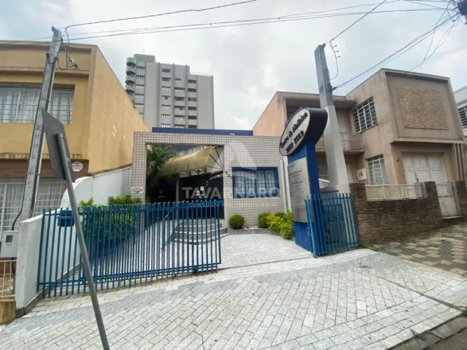 Sala Comercial no Centro de Ponta Grossa - PR.