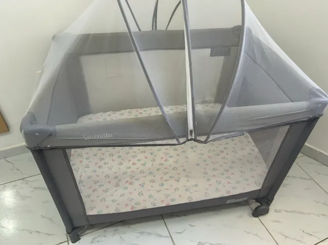 Cercado com todos os itens + colchão