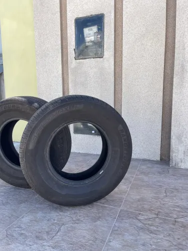 Pneus para caminhonete
