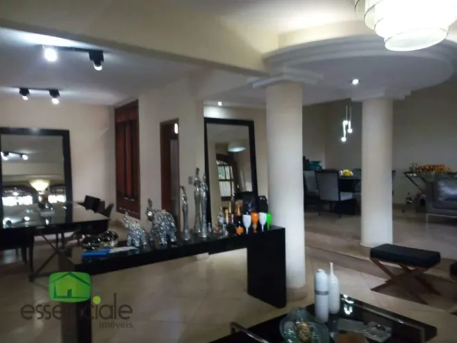 Casa 05 Quartos, Piscina , Área Gourmet 05 Vagas Centro- Contagem/MG R$ 7.500,00
