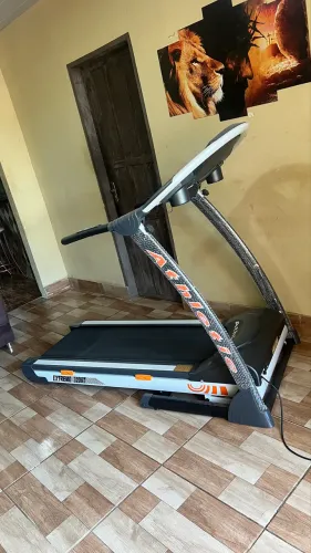 Esteira Profissional Athletic EXTREME 3200T
