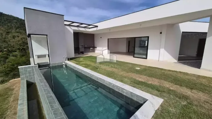 Casa para venda com 4 quartos, 6186m² - Areal/RJ