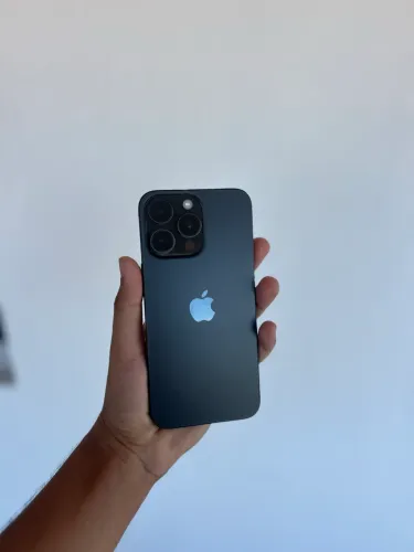 iPhone 15 Pro Max 256GB | 91% Bateria | eSIM | R$ 3.800
