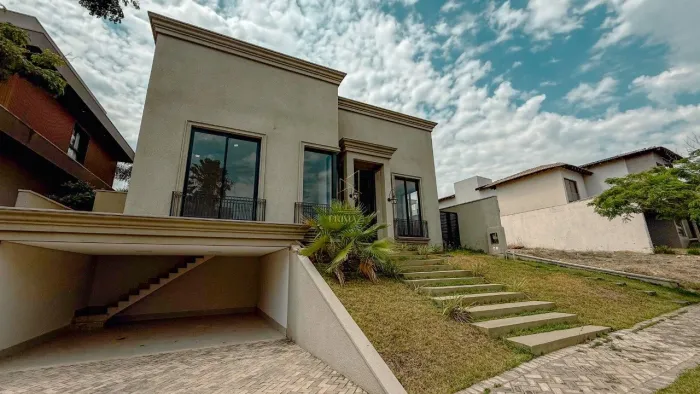 Casa Alto Padrão à Venda no Condomínio Villa Jardim | Cuiabá