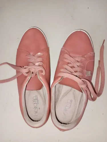 SAPATO FEMININO BEIRARIO<br><br>tamanho 38<br>Cor rosa creme<br>Made in brazi