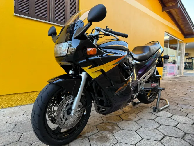Suzuki GSX 750 F moto zerada!!
