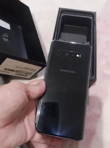 Samsung Galaxy S10 Plus +