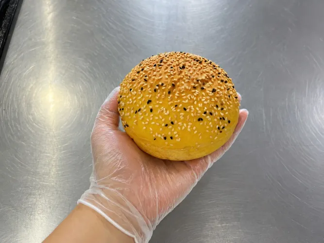 Pão brioche com Mix de Gergelim