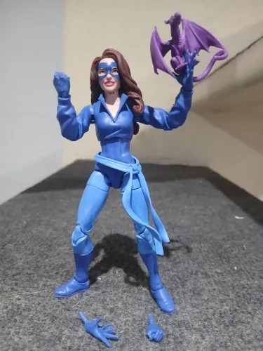 Kitty Pryde Shadowcat Marvel Legends (rara)
