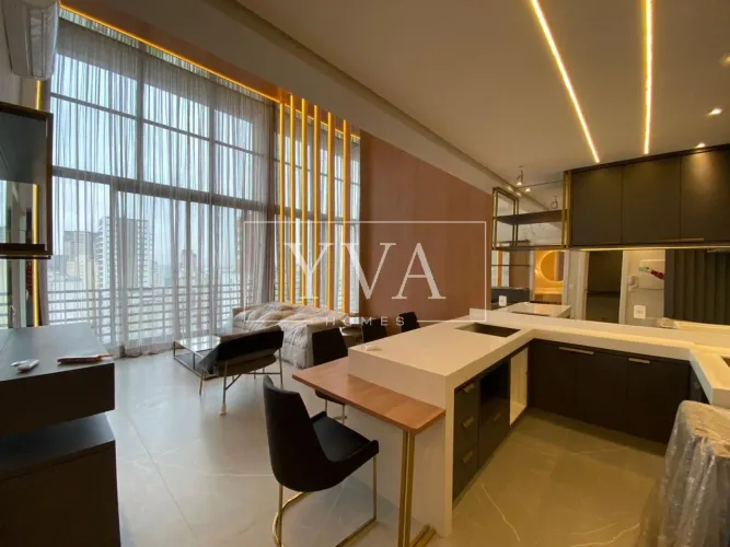 Miolo do Jardins - Apartamento mobiliado com pé direito duplo, com uma vista impecável!