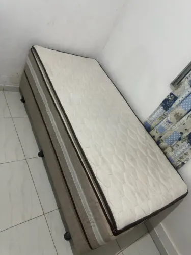 Cama de Solteiro - Pouco Tempo de Uso ?
