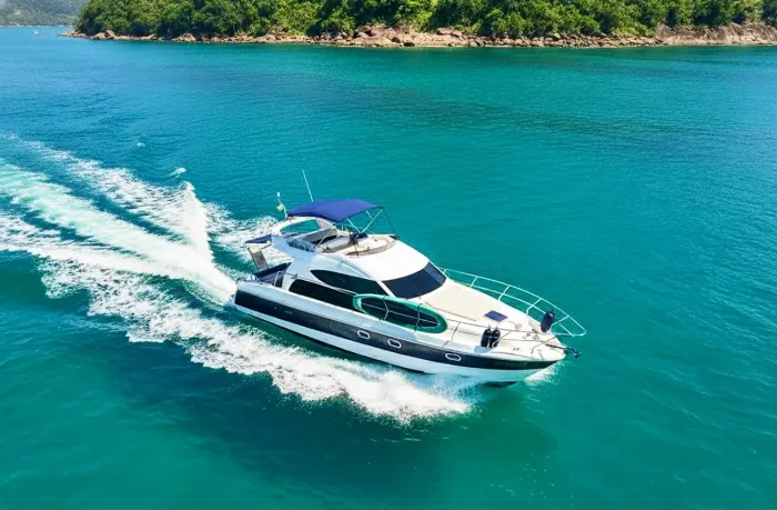 Aluguel Lancha Ubatuba - Experiência Exclusiva Atlantic Boats 