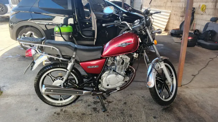 SUZUKI INTRUDER 125cc (2011) - IMPECÁVEL, REVISADA E PRONTA PRA RODAR!
