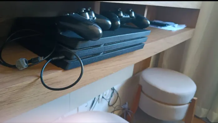 Playstation 4 Pró 1TB