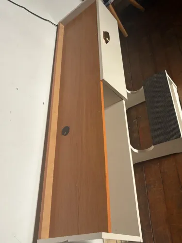 Rack/Painel para TV com Gaveta - Branco e Madeira