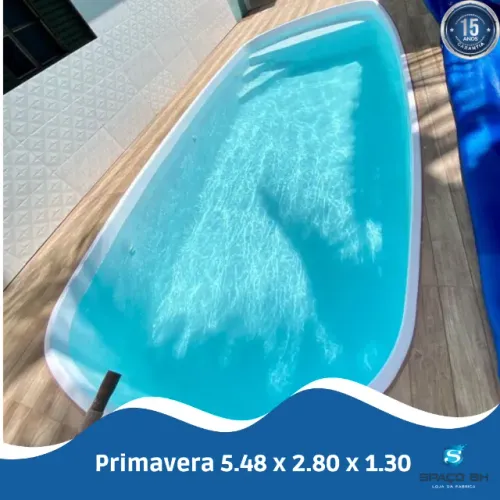 Piscina de fibra 5.48 x 2.80 x 1.30 em promoção!