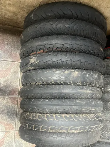Pneus traseiros aro 18