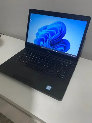 notebook muito novo i5 