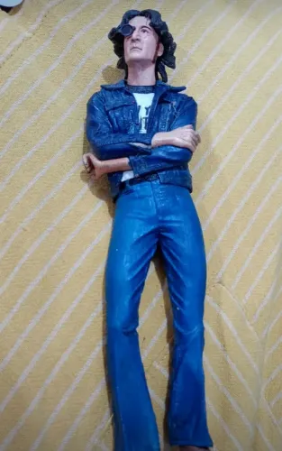 Boneco Jhon Lennon