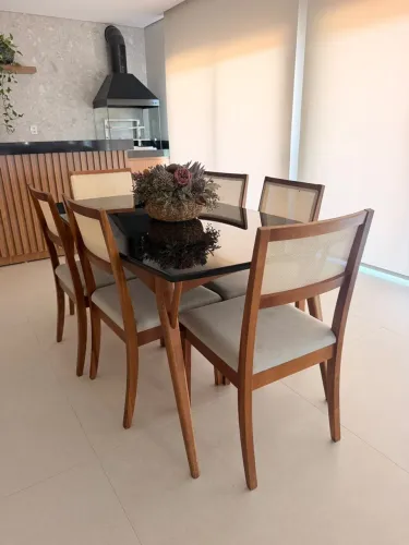 Mesa de Jantar