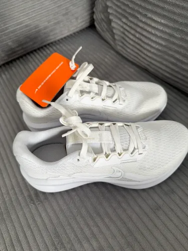 Tênis Nike Downshifter 13 Feminino Original | Novo na Caixa | Tam. 36