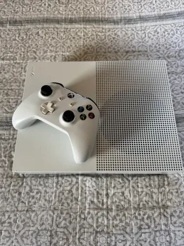 Xbox One S 1tb