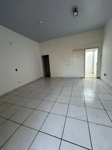 ÓTIMA LOCALIZAÇÃO