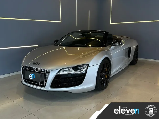 Audi R8 5.2 V10 Quattro R-tronic/s-tronic 2011